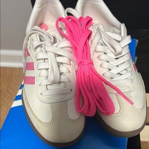 Women's Samba Og